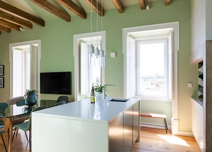 Panoramic View -3bedrs+3baths+ Balconies+ac