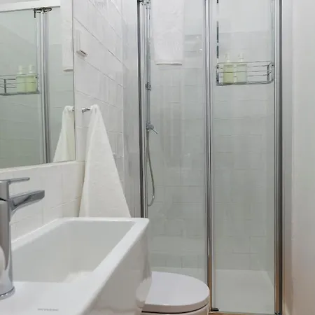 Panoramic View -3bedrs+3baths+ Balconies+ac Apartment Lisbon