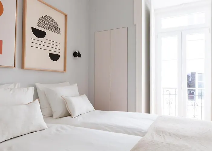 Panoramic View -3bedrs+3baths+ Balconies+ac شقة *